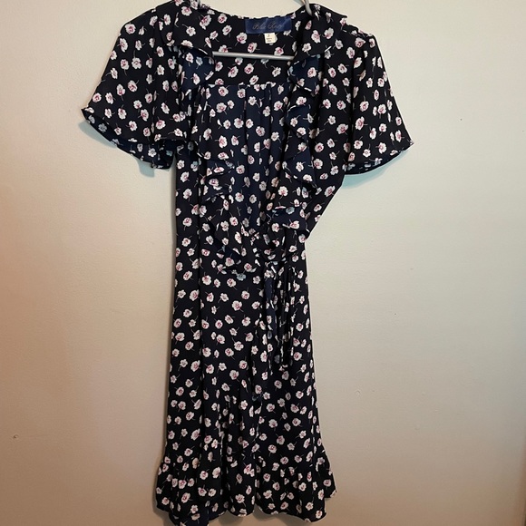 Francesca’s Blue and Floral Wrap Dress - Picture 4 of 7